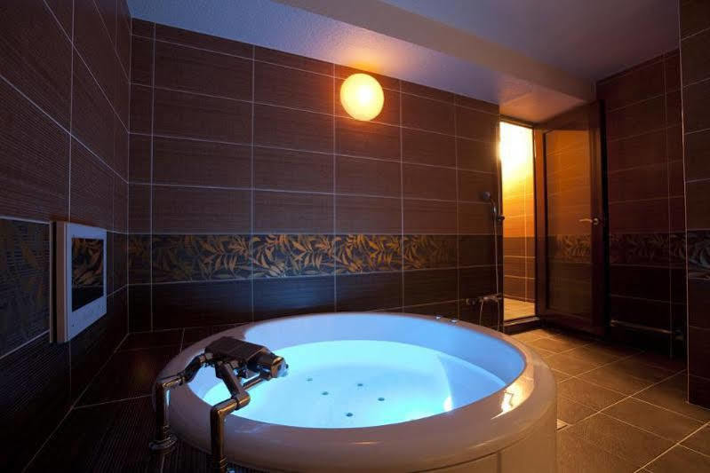 Alpha Hotel Kyoto Bagian luar foto